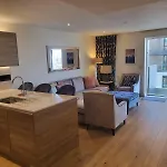 Top Floor Luxury Riverfront Apartment