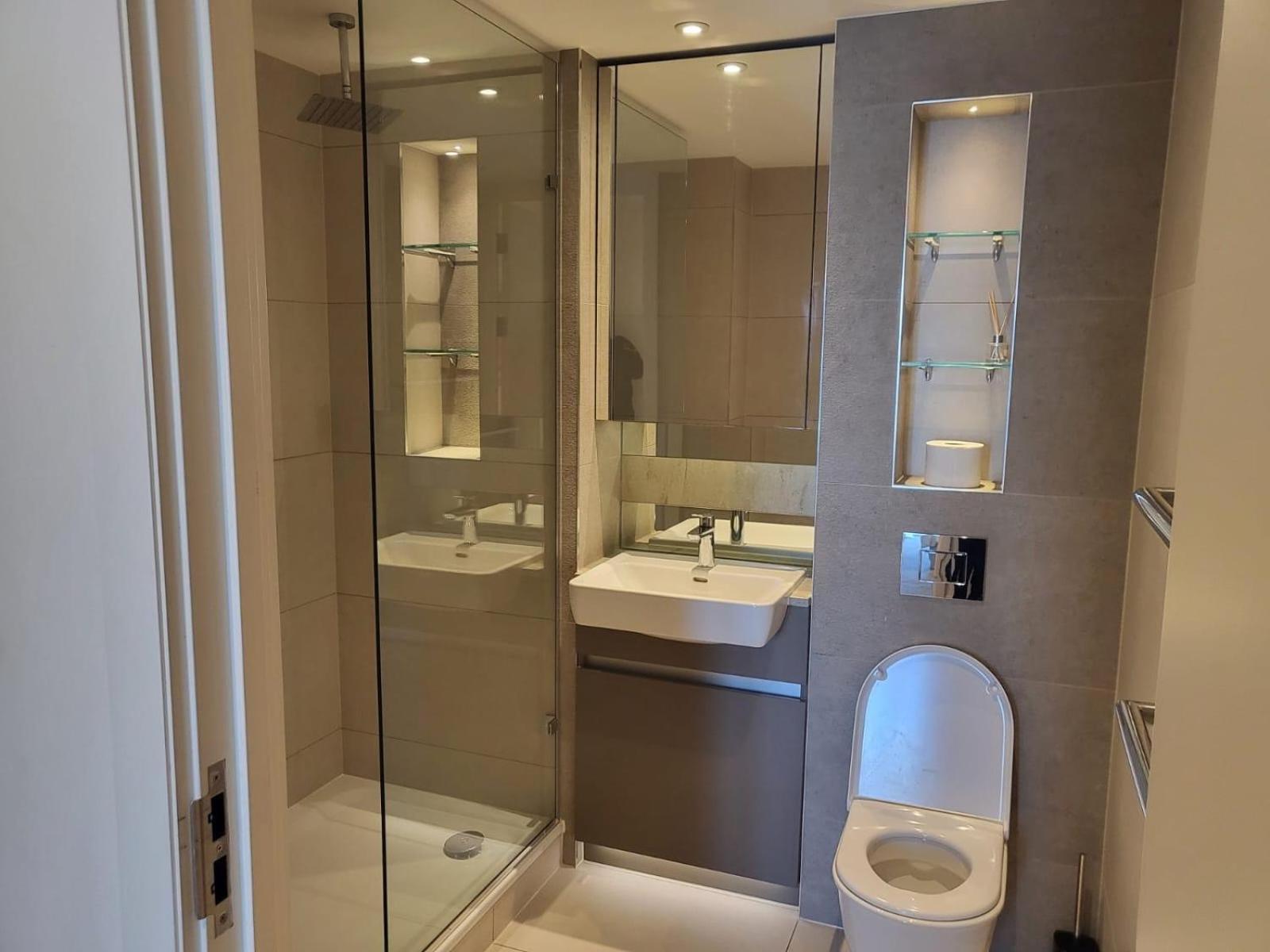 Floor Luxury Riverfront